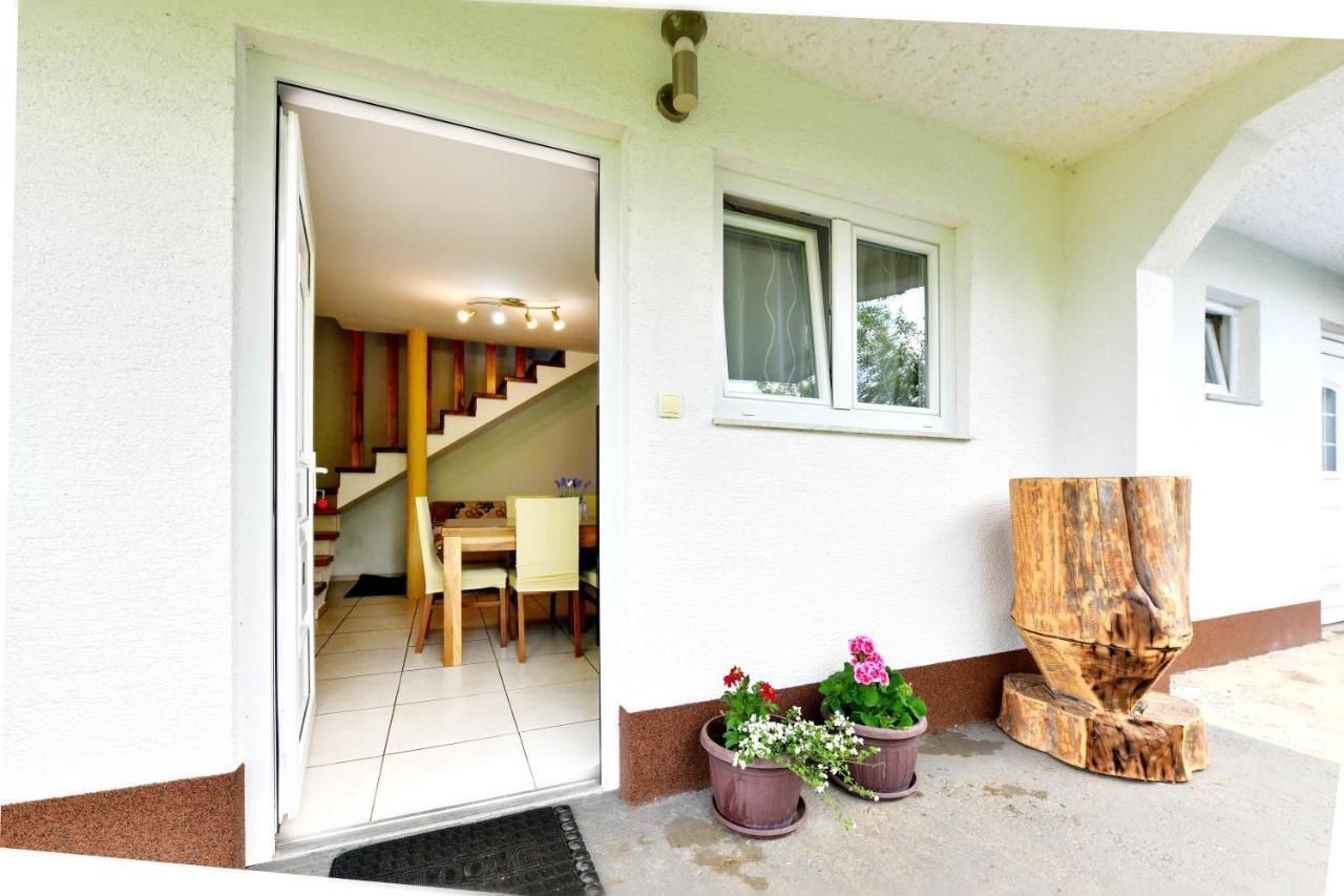 Apartman Leona Rakovica Bagian luar foto